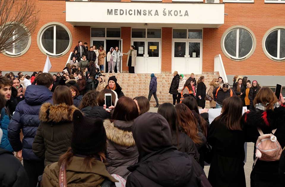 podrška učenicima i profesorima medicinske škole