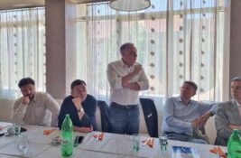 Fondacija Alek Kavčić i ZREPOK roditeljima osnovaca uštedeli pet miliona dinara
