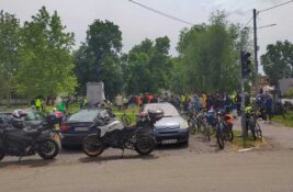 FOTO: Biciklisti i bajkeri stigli u Žitište, nastavljaju put ka Subotici
