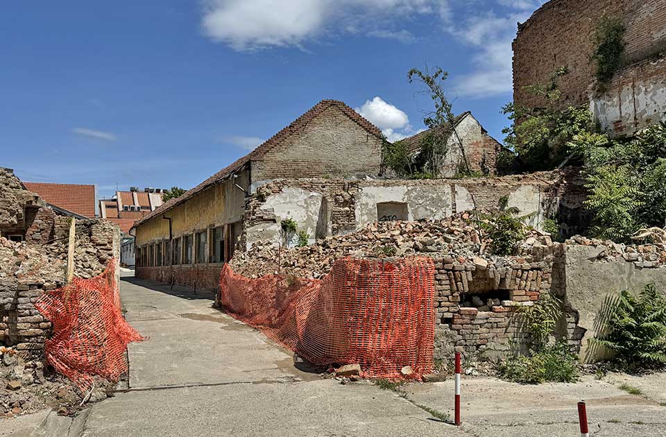 fabrika nameštaja bence i sin