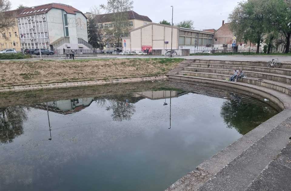 Gradska jezera: Niti se u njih ulaže niti se o njima ozbiljnije brine Gradska jezera: Niti se u njih ulaže niti se o njima ozbiljnije brine