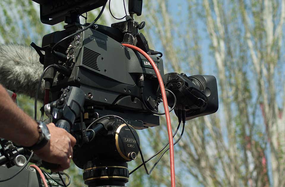 Poznati glumci tumače uloge u seriji „Pupin“ koja se ovih dana snima u okolini Zrenjanina Poznati glumci tumače uloge u seriji „Pupin“ koja se ovih dana snima u okolini Zrenjanina