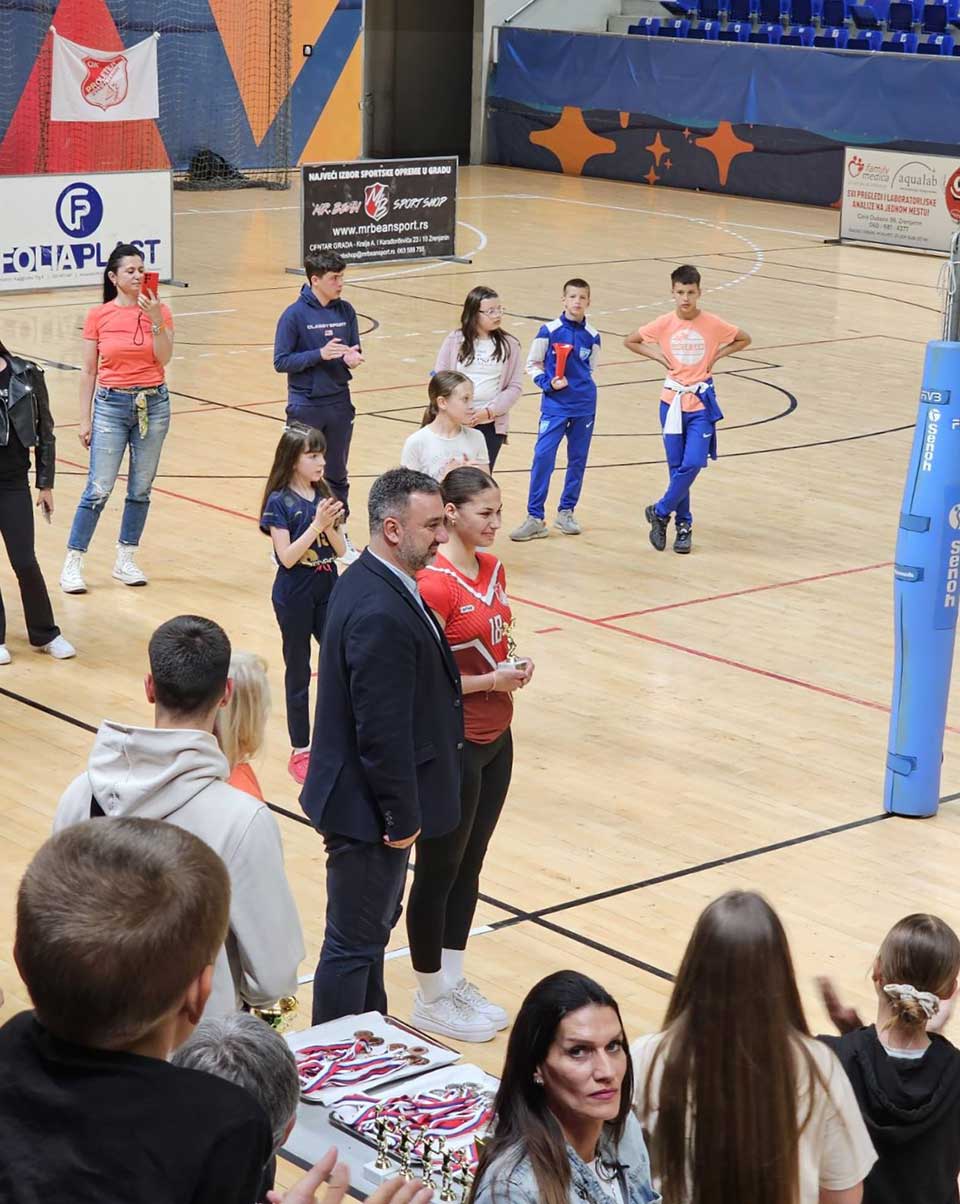 pionirke odbojkaškog kluba proleter