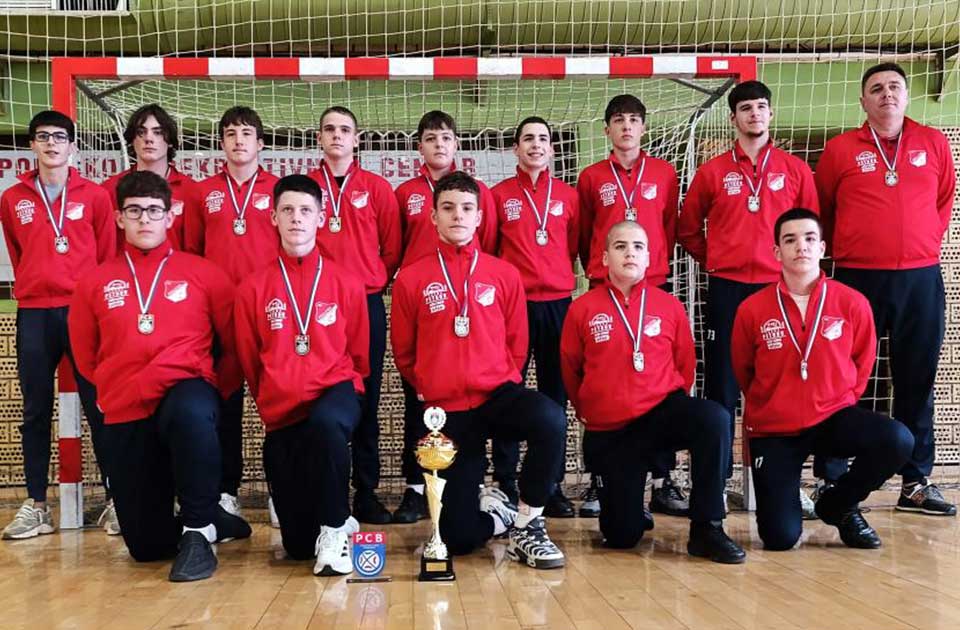 Generacija koja se čekala godinama: Mladi rukometaši Proletera šampioni Vojvodine! Generacija koja se čekala godinama: Mladi rukometaši Proletera šampioni Vojvodine!