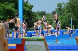 Otvoreni bazeni u novom ruhu: Posetioci će moći da uživaju i u noćnom kupanju
