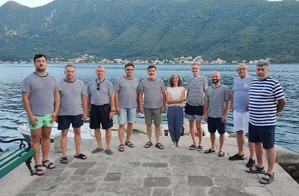 Panonika ostavila lep utisak na Međunarodnom festivalu klapa u Perastu Panonika ostavila lep utisak na Međunarodnom festivalu klapa u Perastu