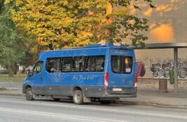 FOTO: Vozač Dmitrij iz Rusije poslednjeg dana na poslu putnicima ostavio poruku u autobusu