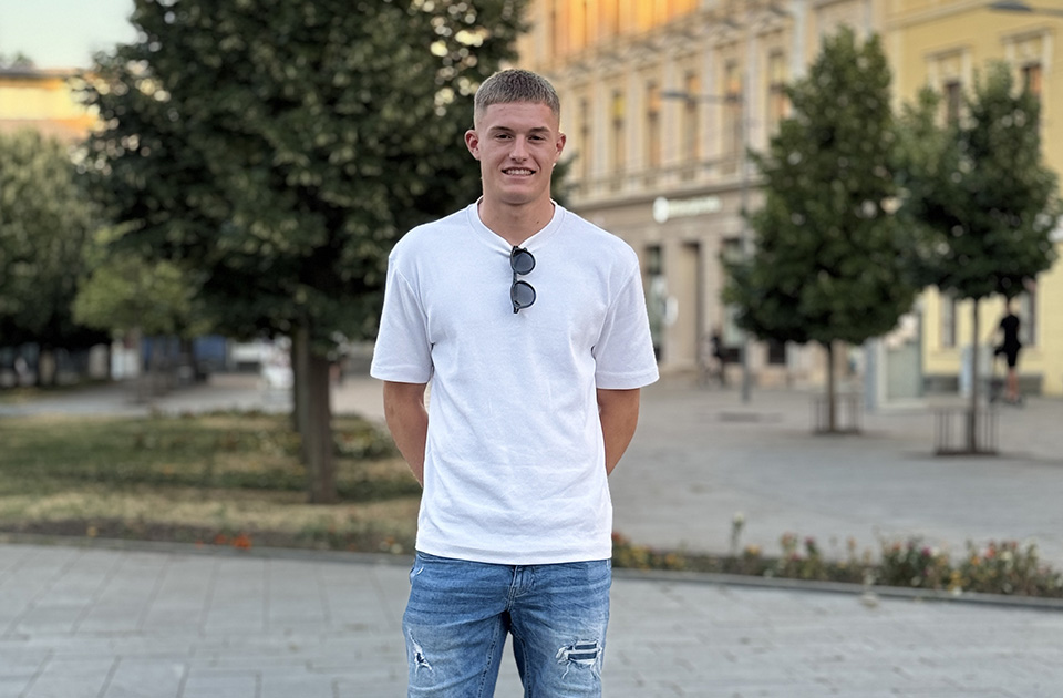 Ivan Milanović najmlađi član naše fudbalske ekipe koja je osvojila bronzu u San Marinu Ivan Milanović najmlađi član naše fudbalske ekipe koja je osvojila bronzu u San Marinu
