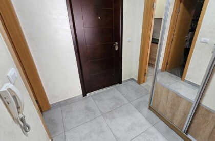dvosoban stan žitni trg