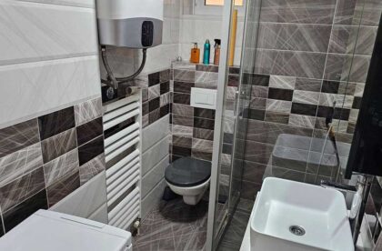 dvosoban stan žitni trg