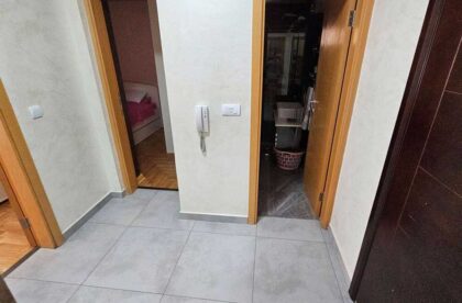 dvosoban stan žitni trg