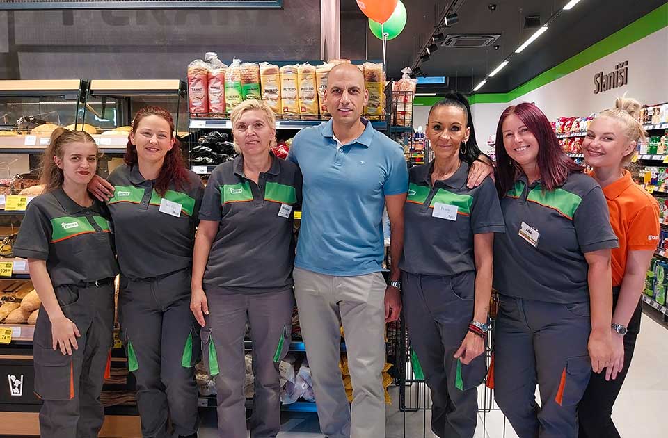 FOTO: Otvorena dva nova Gomex marketa – uređena su po najsavremenijim standardima FOTO: Otvorena dva nova Gomex marketa – uređena su po najsavremenijim standardima