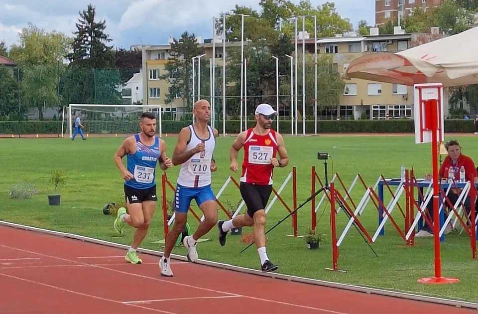Ajredin Ajeti doneo u Zrenjanin medalje sa Prvenstva Balkana u atletici za veterane Ajredin Ajeti doneo u Zrenjanin medalje sa Prvenstva Balkana u atletici za veterane