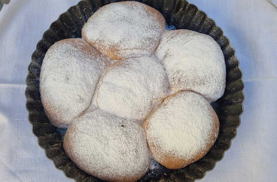 Starinski recept za najukusnije buhtle na svetu Starinski recept za najukusnije buhtle na svetu