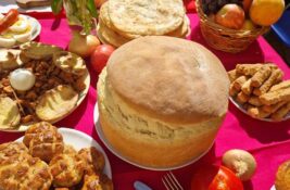 Cipovka – tradicionalni vojvođanski hleb koji se smeje na mesec