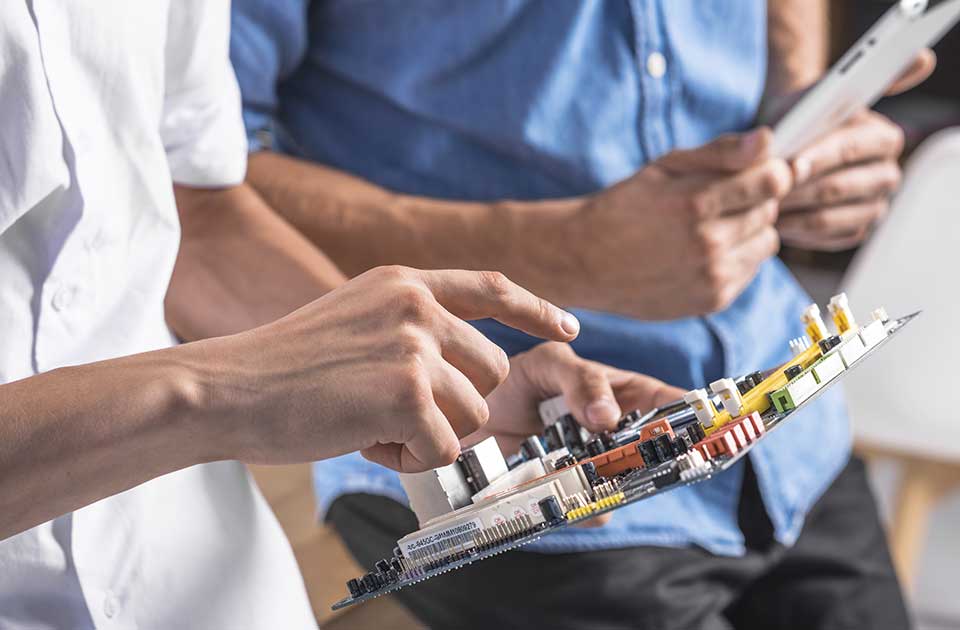 Inostranoj kompaniji potreban elektroničar/mehatroničar, evo šta su mu radni zadaci Inostranoj kompaniji potreban elektroničar/mehatroničar, evo šta su mu radni zadaci