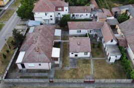 FOTO: Na tržištu nekretnina u Zrenjaninu našla se jedna veoma zanimljiva ponuda