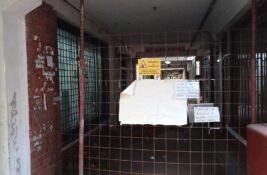 Već pola godine zatvoren prolaz u tržnom centru na Bagljašu – sanacije ni na vidiku
