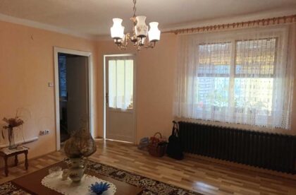 kuća u naselju nova kolonija