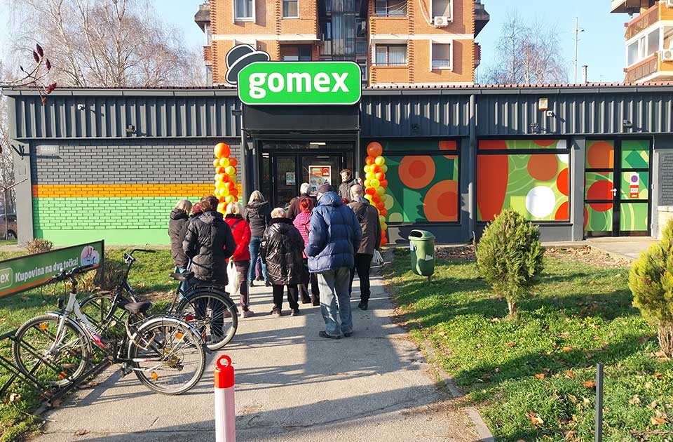 Gomex snizio cene: Od oslića do omiljenih slatkiša – povoljnije do pune korpe! Gomex snizio cene: Od oslića do omiljenih slatkiša – povoljnije do pune korpe!