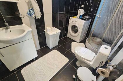 petoiposobna kuća u naselju dolja