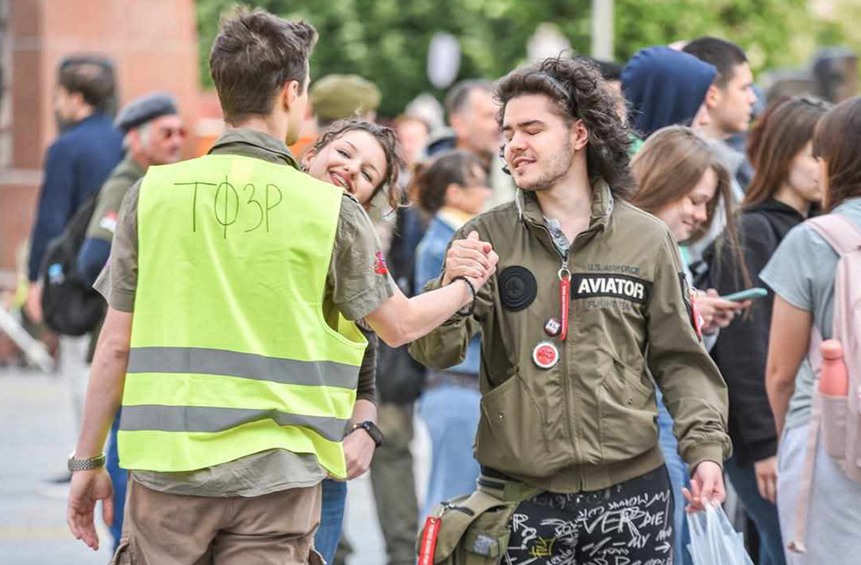 Predloženo da se Nagrada grada Zrenjanina dodeli studentima i Luki Mihajloviću Predloženo da se Nagrada grada Zrenjanina dodeli studentima i Luki Mihajloviću