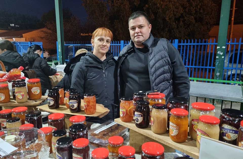 Priča Brankice Isakov: Kako su džemovi i pekmezi iz Orlovata postali prepoznatljiv brend Priča Brankice Isakov: Kako su džemovi i pekmezi iz Orlovata postali prepoznatljiv brend