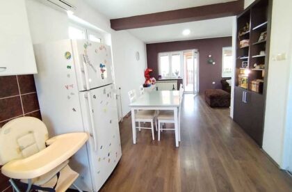 dvojna kuća na gradnulici