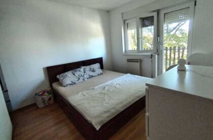 dvojna kuća na gradnulici