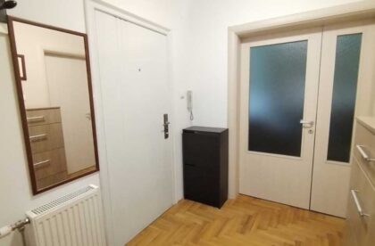 dvosoban stan u naselju lesnina