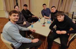 Nesvakidašnji završetak polugodišta: Maturanti EGŠ „Nikola Tesla“ na prvom školskom kvizu