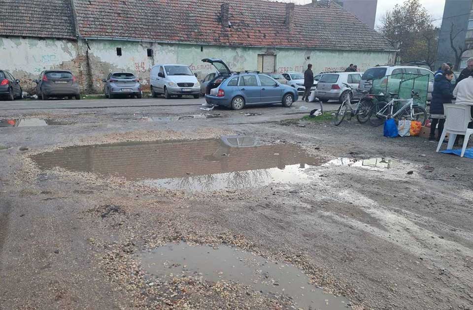 Preduzeće traži povećanje cena usluga pijaca, kažu da su porasli troškovi njihovog održavanja Preduzeće traži povećanje cena usluga pijaca, kažu da su porasli troškovi njihovog održavanja