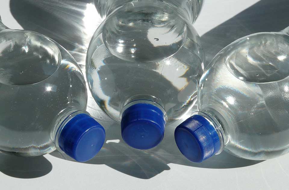 Simo Salapura o drastičnom poskupljenju vode: „Biće manji računi u prodavnicama“ Simo Salapura o drastičnom poskupljenju vode: „Biće manji računi u prodavnicama“