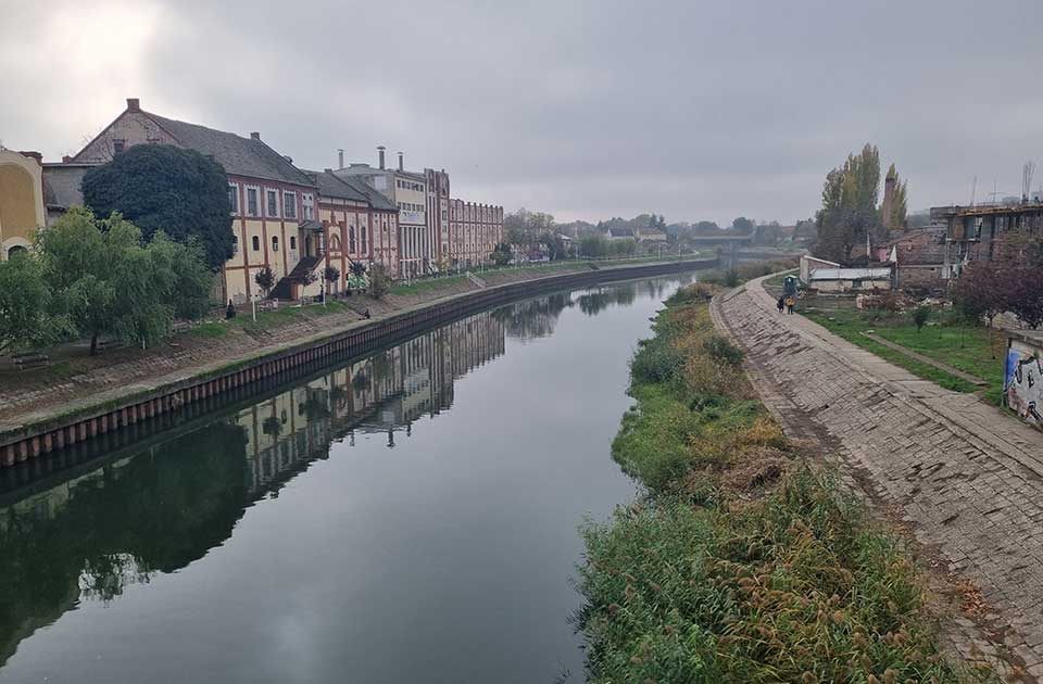 Zeleno svetlo za Aneks 2: Gradonačelnik potpisuje novi dokument sa firmom Begej Water Zeleno svetlo za Aneks 2: Gradonačelnik potpisuje novi dokument sa firmom Begej Water