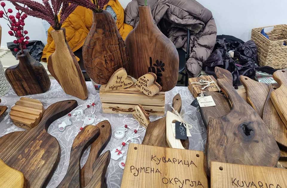 kuhinjski predmeti od drveta