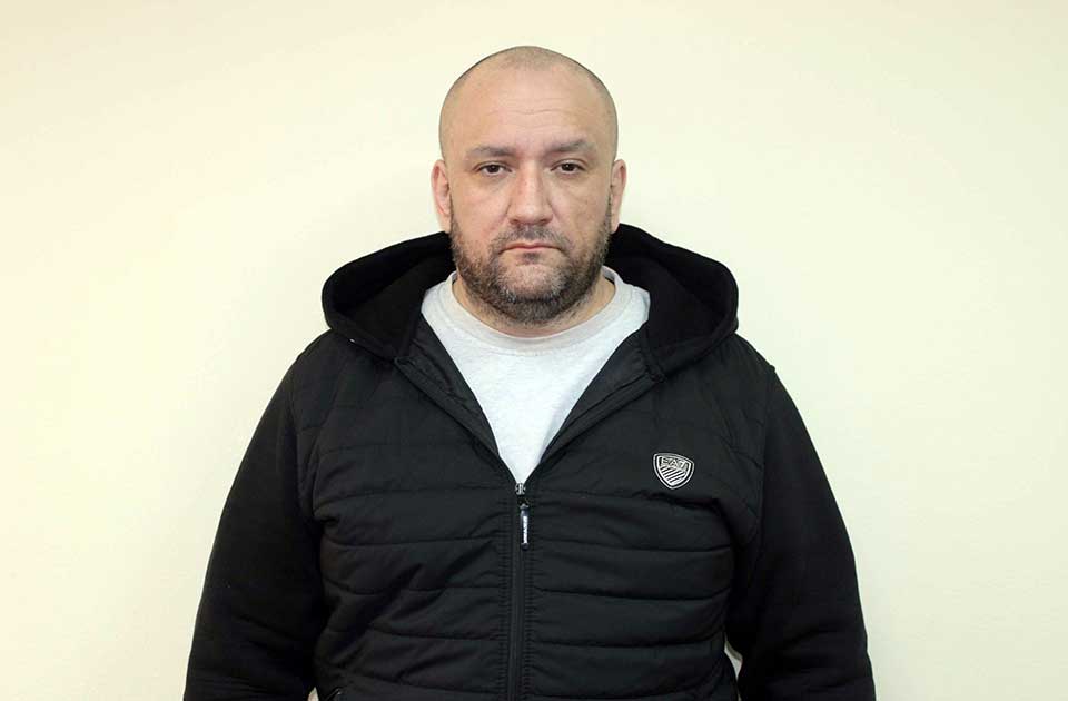 Policija objavila fotografije osumnjičenog i pozvala građane da se jave ako su prevareni