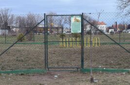 „Zabranjeno uvoditi kuje u teranju“: Na Bagljašu postoji park za pse i u njemu važe neka pravila