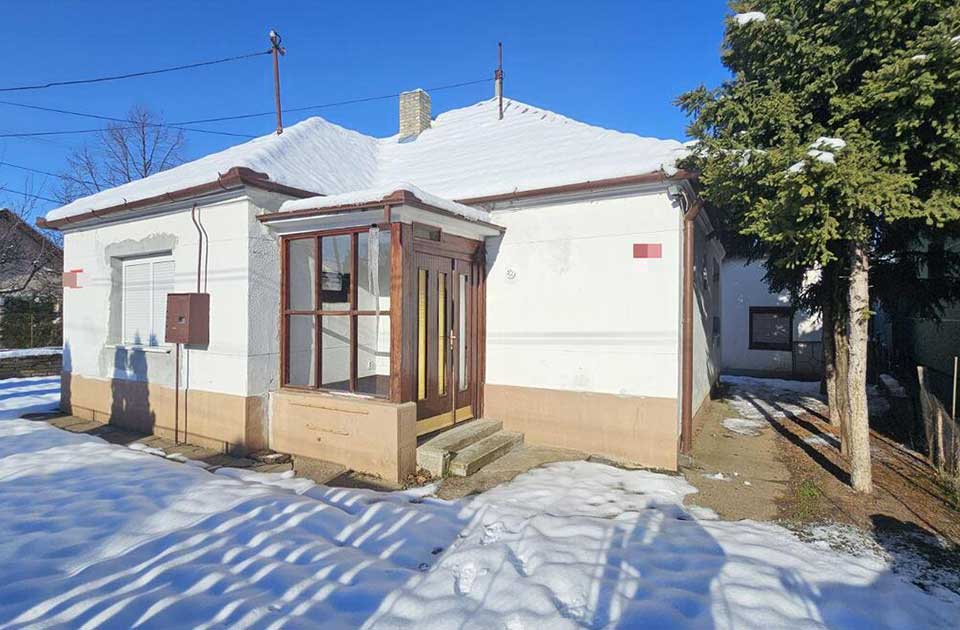 prizemna kuća na bagljašu