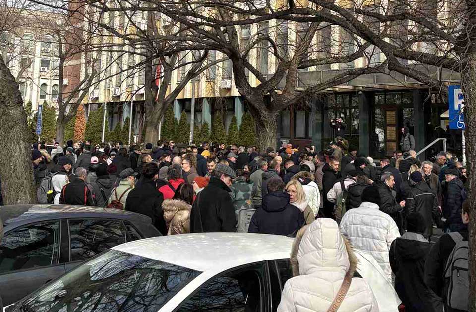 vojvođanski advokati protestuju