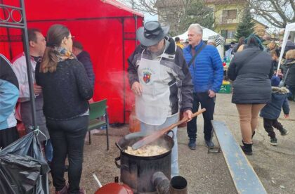 festival čvaraka mužlja