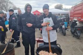 Došli iz druge države u Mužlju zbog jedne stvari: „To se uči od malih nogu“