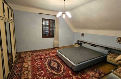 spratna kuća u maloj americi