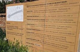 LSV: Tri godine kasnije i dalje nema parkinga u centru Zrenjanina