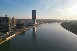 CEO BEOGRAD NA VODI POLUDEO ZA OVOM IGROM – PROBAJ JE I TI!