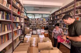 ZREPOK i Fondacija Alek Kavčić ponovo dele besplatne udžbenike