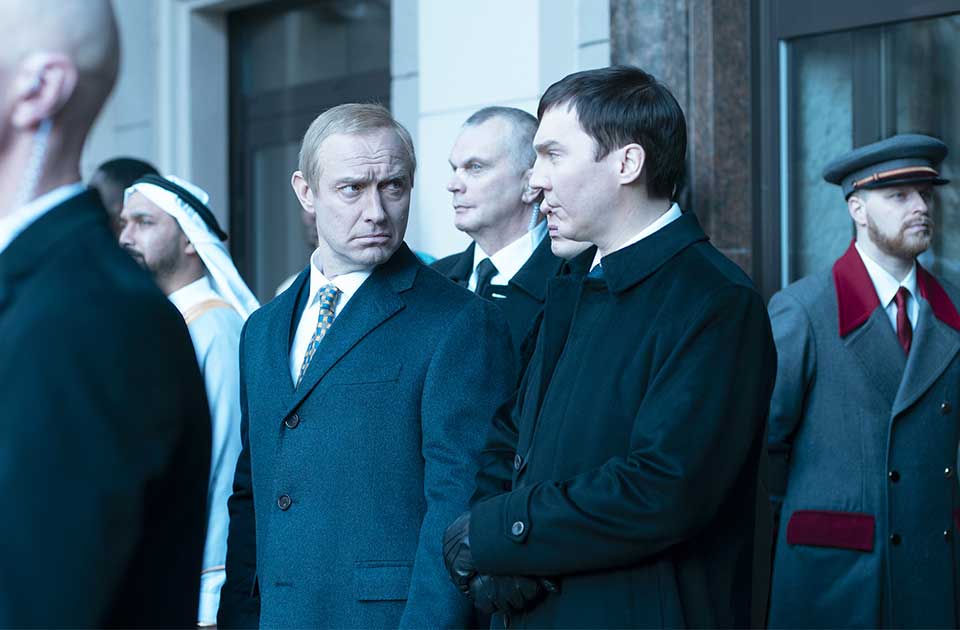 VIDEO: „Čarobnjak iz Kremlja“ – napeti politički triler o moći, strasti i manipulaciji