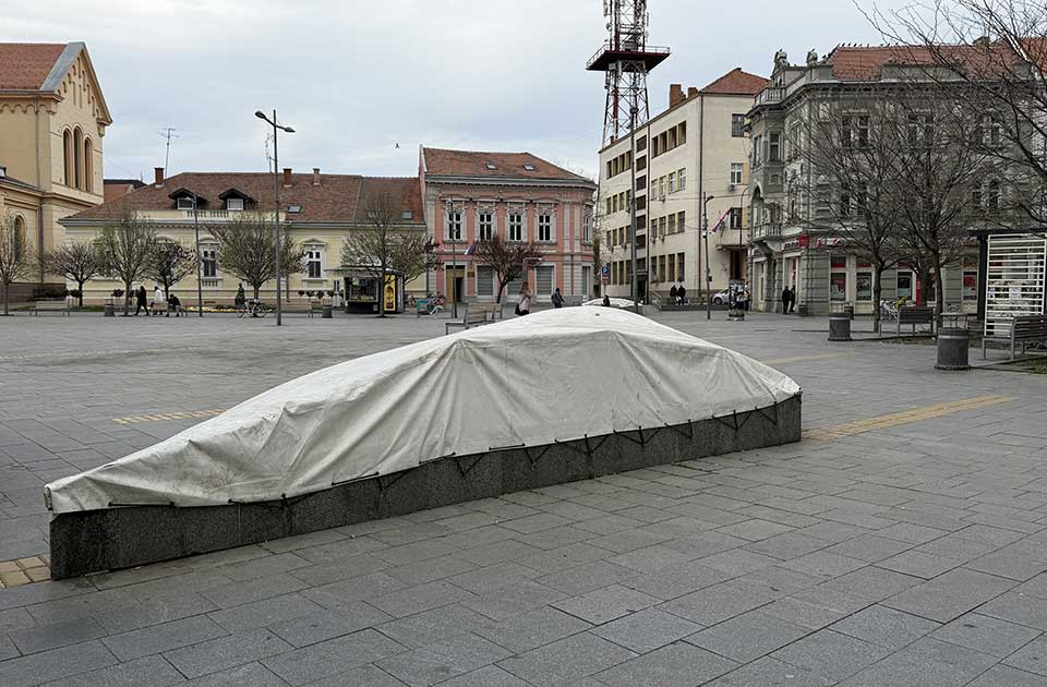 Fontane na Trgu slobode pune 10 godina: Otkrivamo koliko košta njihovo održavanje Fontane na Trgu slobode pune 10 godina: Otkrivamo koliko košta njihovo održavanje