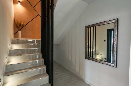 šestosobna kuća u naselju gradnulica