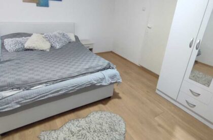 troiposobna kuća u naselju dolja