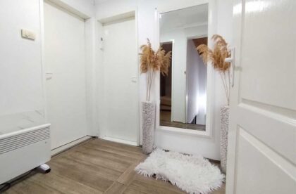 troiposobna kuća u naselju dolja